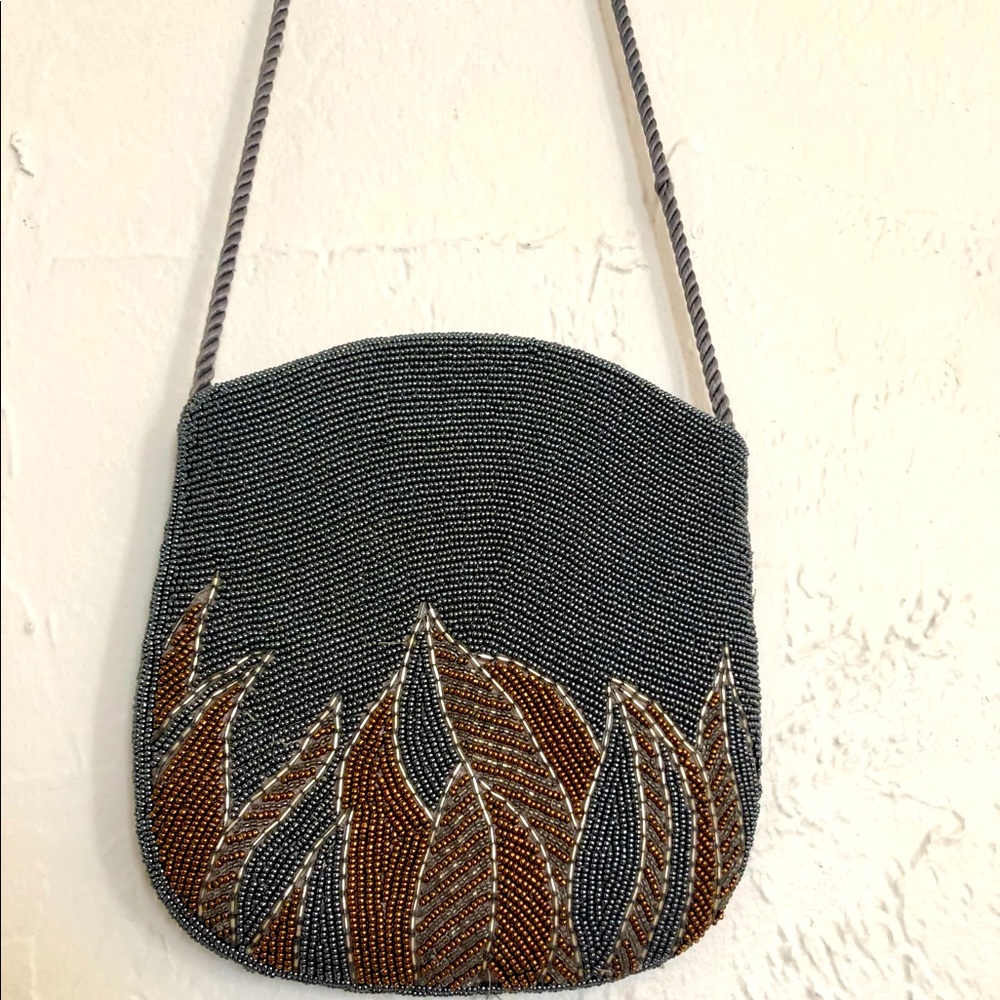 Vintage 90’s Y2K Hand Beaded Flame Leaf Design Crossbody Purse Satchel Neutral